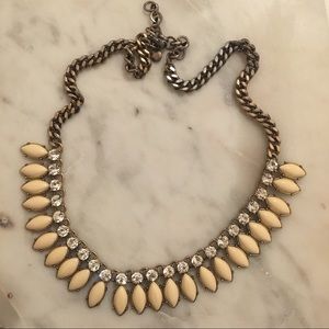 Vintage Cream Statement Necklace!